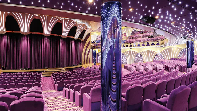 Teatern ombord på MSC Poesia.